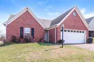 featured image of 2204 Stone Stream Dr