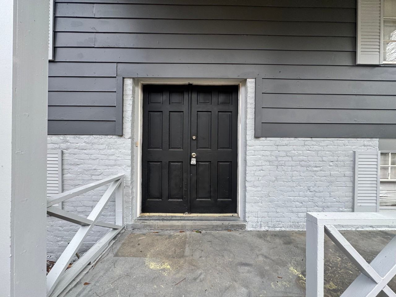 6665 Cedar Hurst Trl - Photo 2 of 20