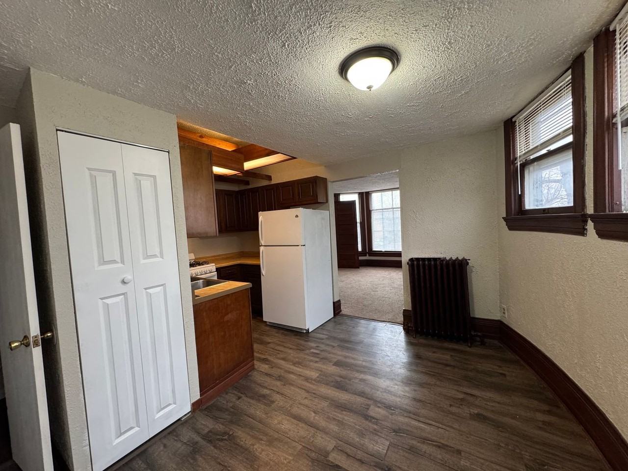 2109 Washington Ave #2 - Photo 3 of 21