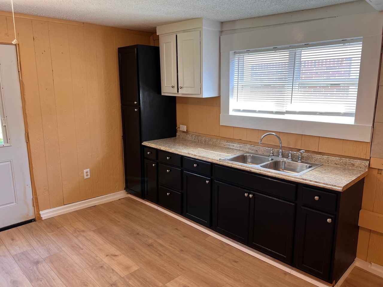 711 36th Ave #1 - Photo 2 of 8