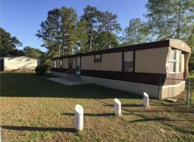 featured image of 2715 Pinecrest Dr #1