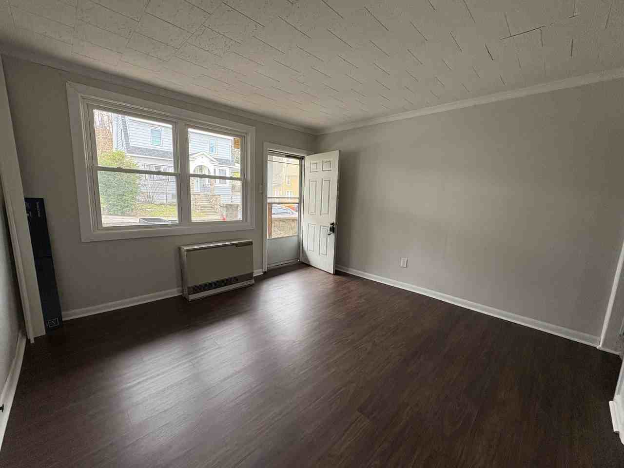 139 Sand St #2 - Photo 4 of 18