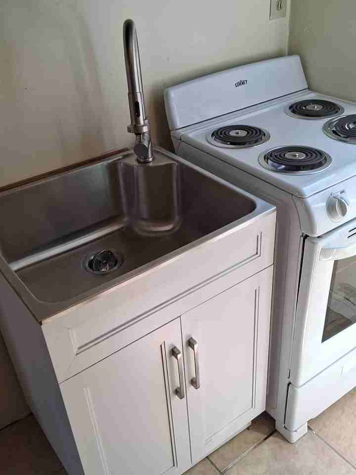 2729 Humboldt Ave #2729B - Photo 2 of 5