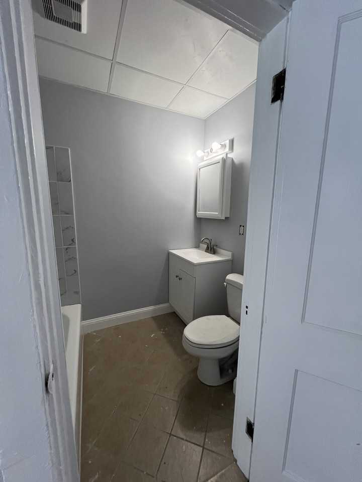 58 Calmar St #2 - Photo 3 of 12