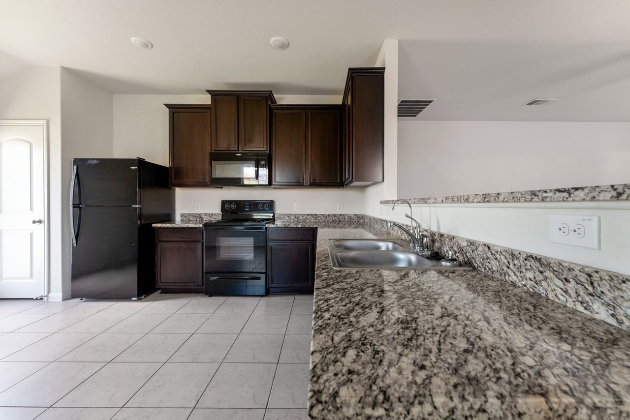 13333 Harry S Truman Dr #1 - Photo 7 of 11