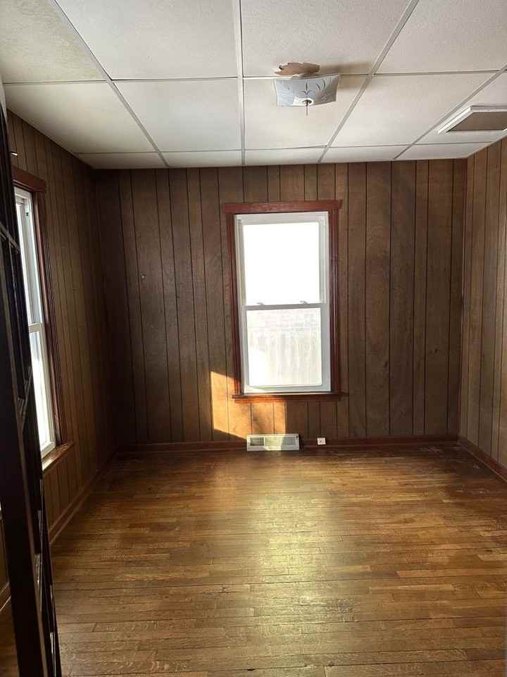 1018 Fremont St - Photo 3 of 8