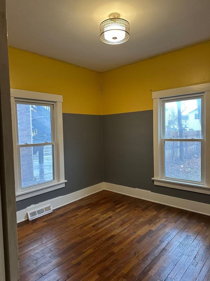 1018 Fremont St - Photo 7 of 8