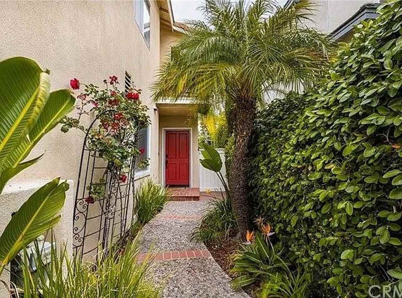 908 S Lone Pine Ln - Photo 3 of 24