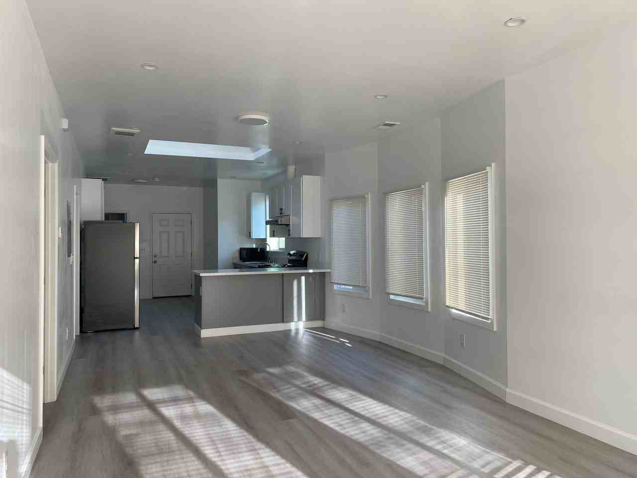 1711 Bridge Ave - Photo 2 of 21