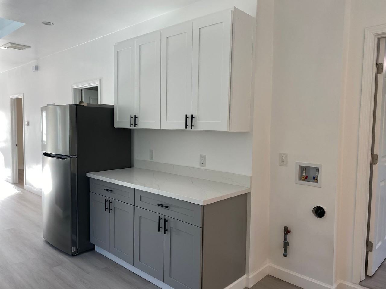 1711 Bridge Ave - Photo 4 of 21