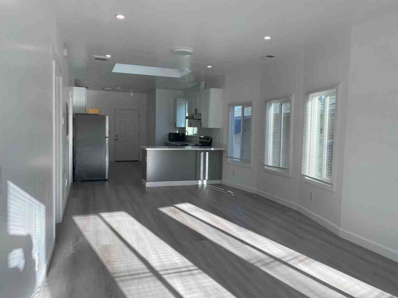 1711 Bridge Ave - Photo 6 of 21