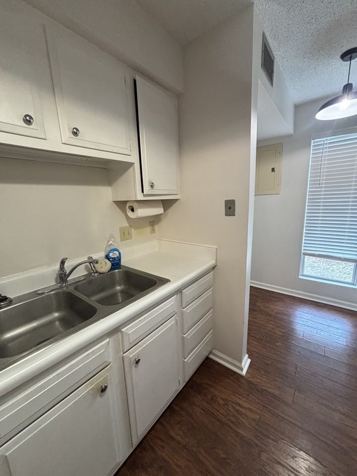 315 Sidney Martin Rd #1 - Photo 7 of 28