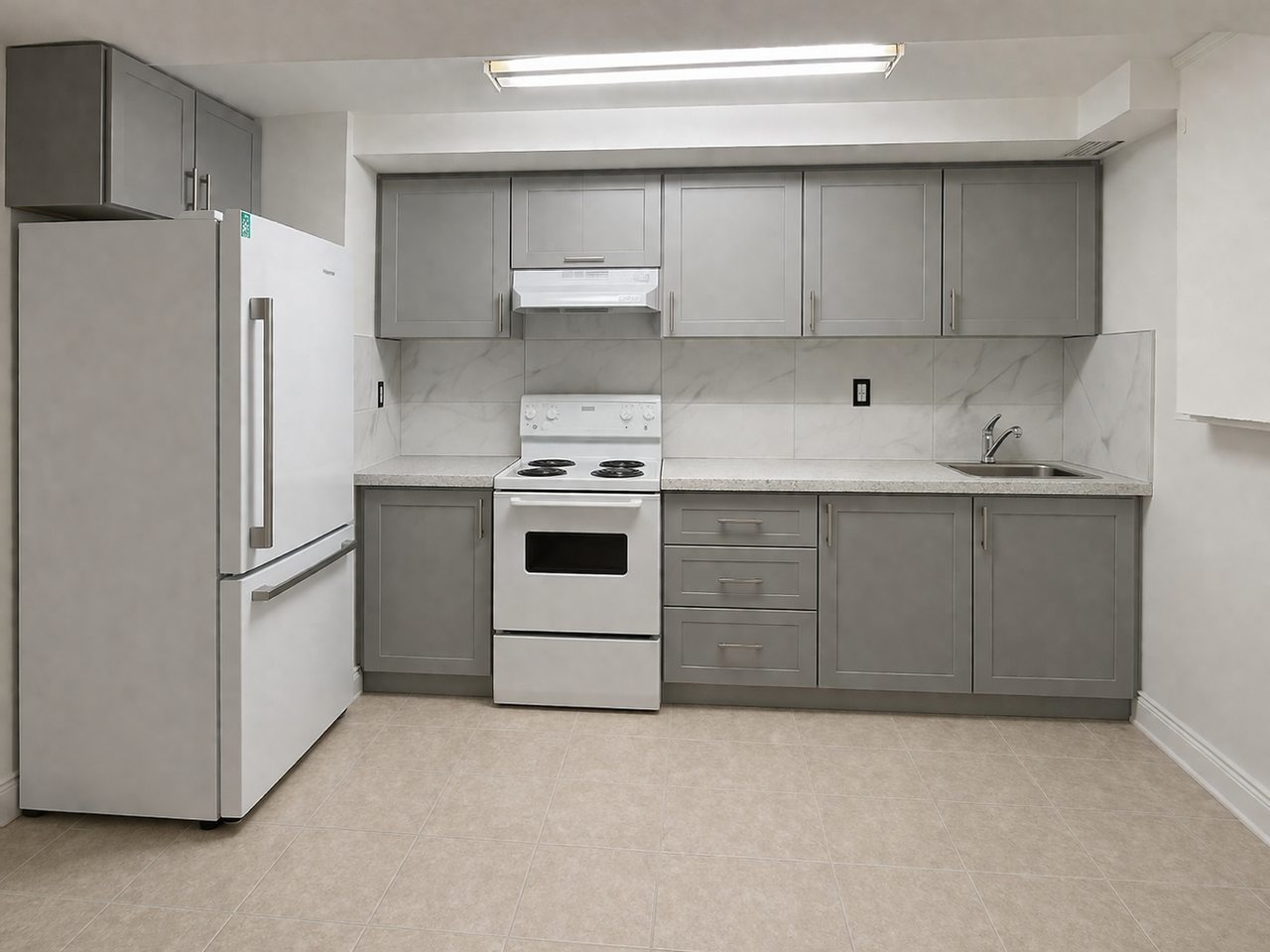 41 Lauraglen Cres #1 - Photo 3 of 8