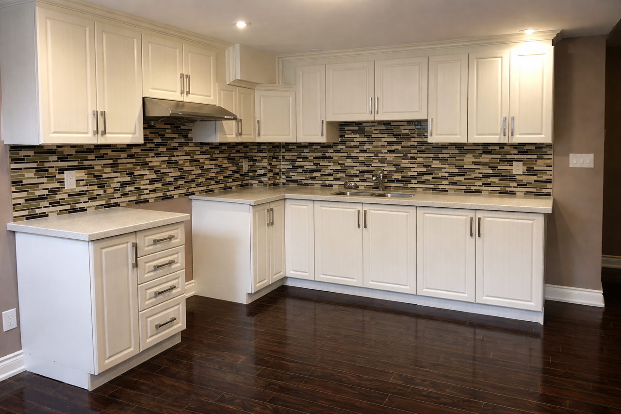 116 Harbourtown Cres #1 - Photo 5 of 9