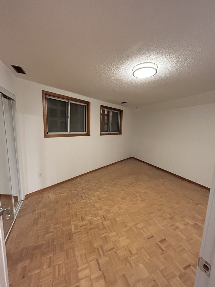 Kingston Rd & Warden Ave. #2nd Floor - Photo 2 of 8