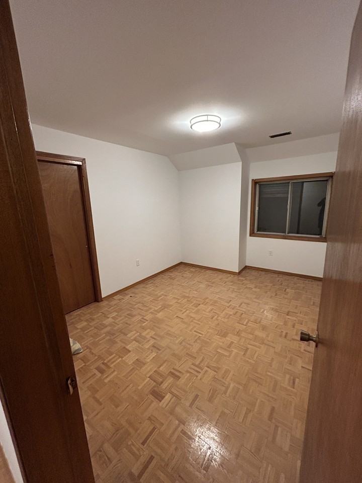 Kingston Rd & Warden Ave. #2nd Floor - Photo 3 of 8