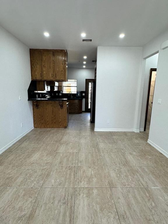 1309 E Olympia Ave Apt C - Photo 4 of 16