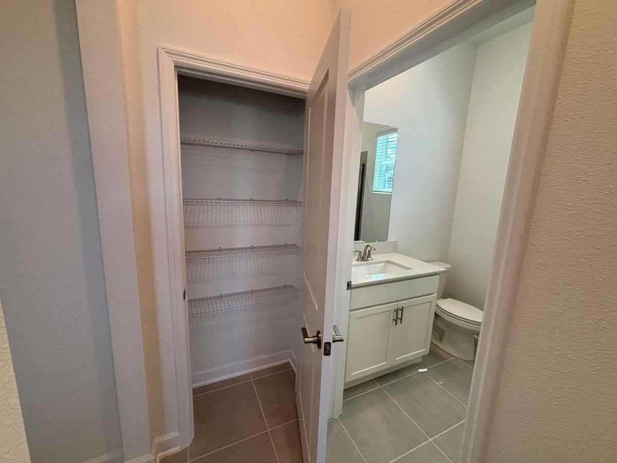 5996 Shavasana Rd #B - Photo 5 of 7