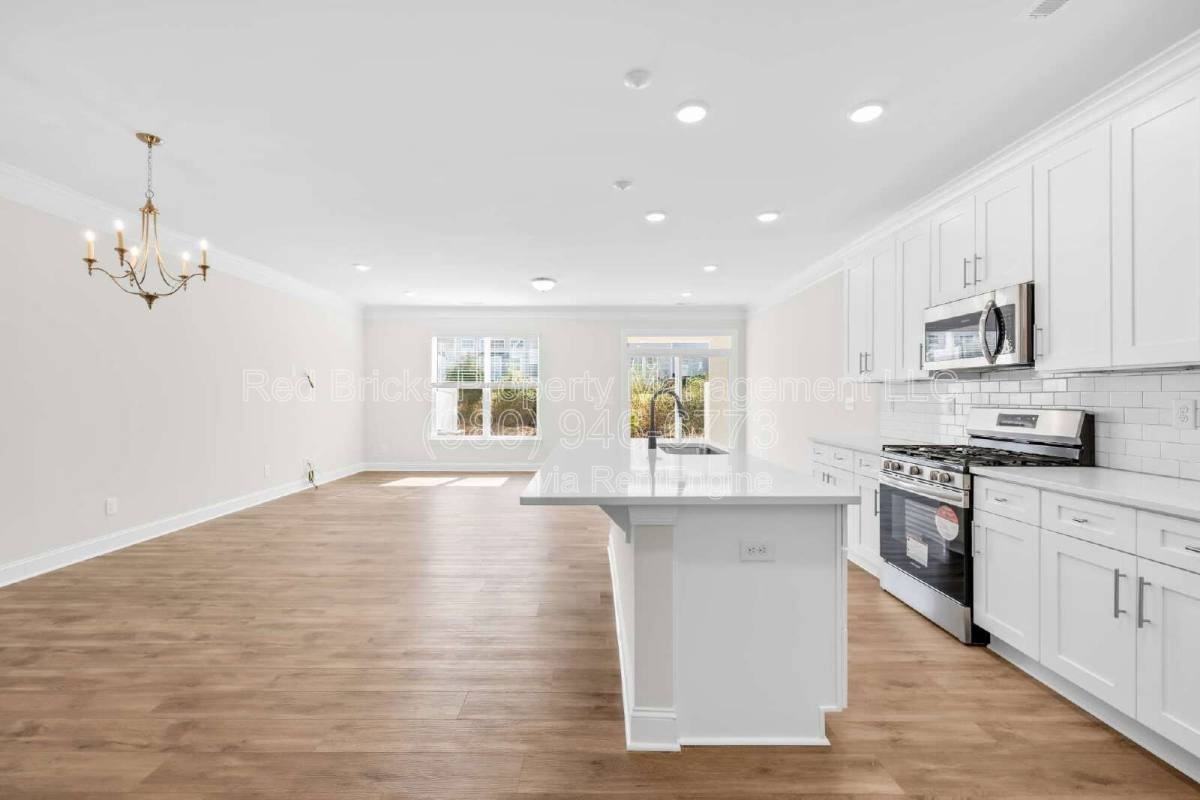 4107 Black Ct - Photo 2 of 10