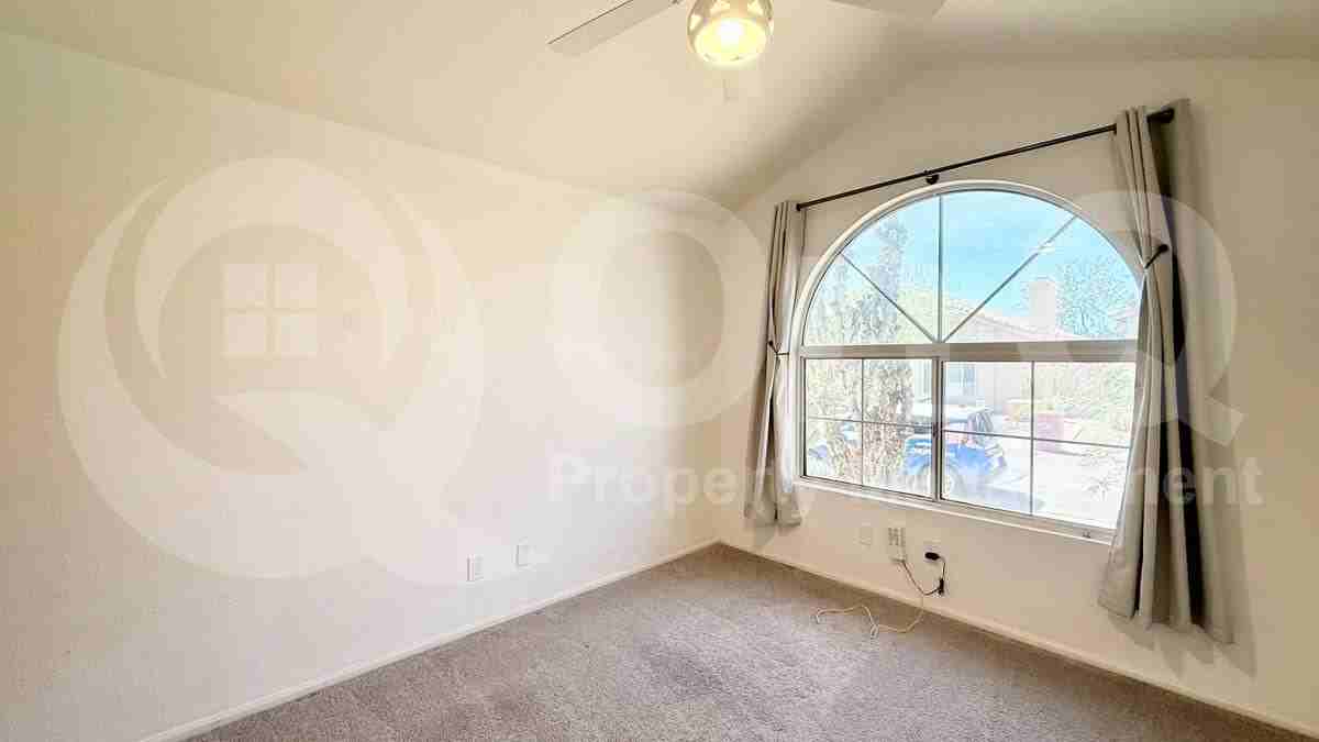 19079 N 90th Pl - Photo 2 of 10