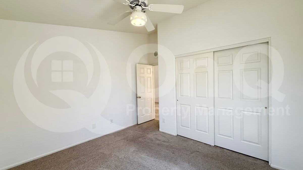 19079 N 90th Pl - Photo 3 of 10