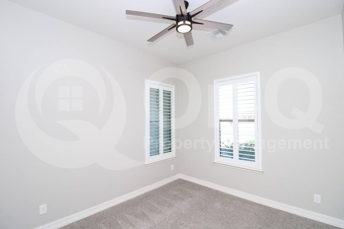 3835 E Carob Dr - Photo 3 of 10