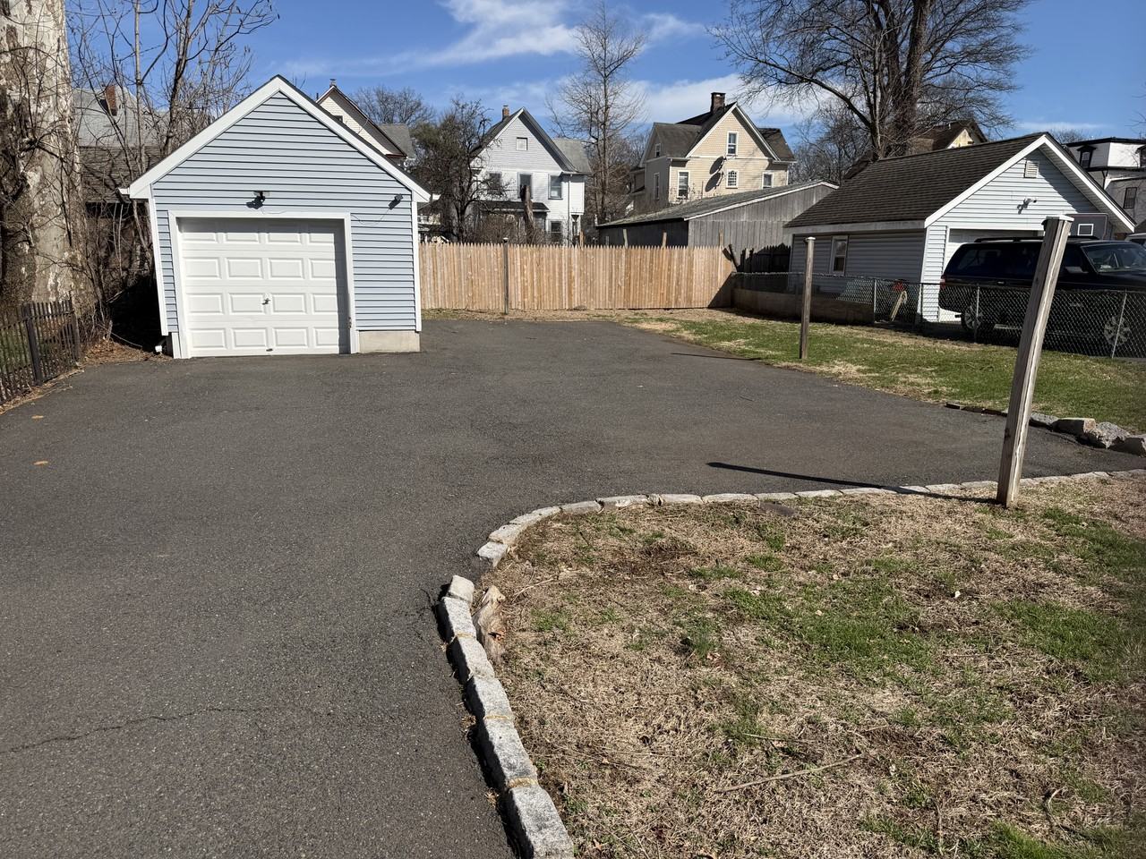 727 Carlton Ave #2 - Photo 4 of 19