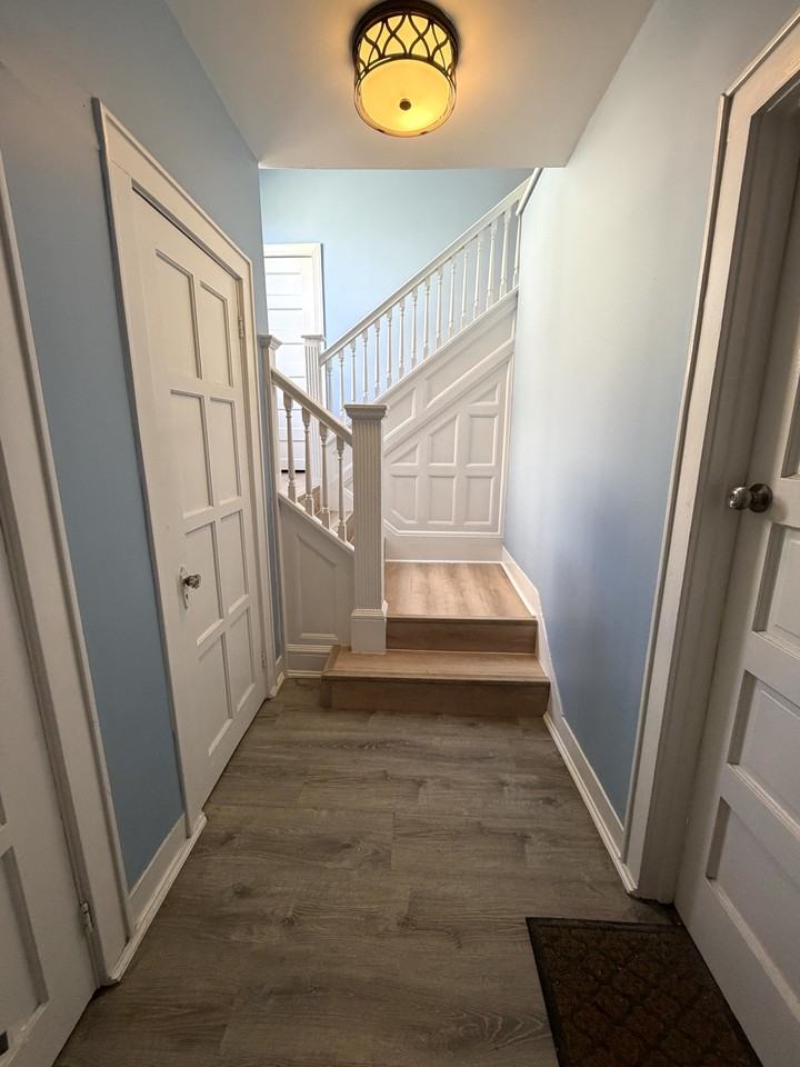 727 Carlton Ave #2 - Photo 6 of 19