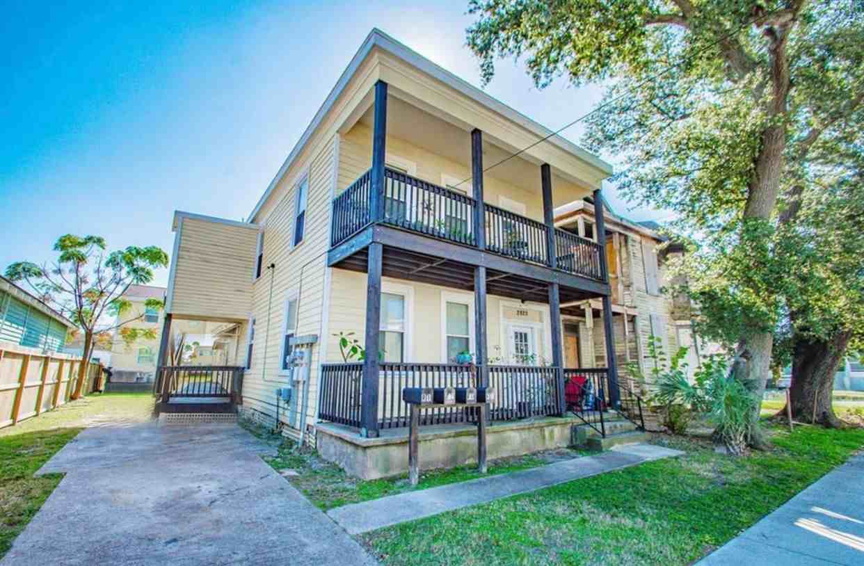 2823 Avenue K #R2