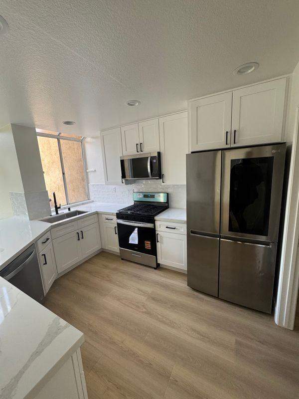 16 Stream St - Photo 5 of 19