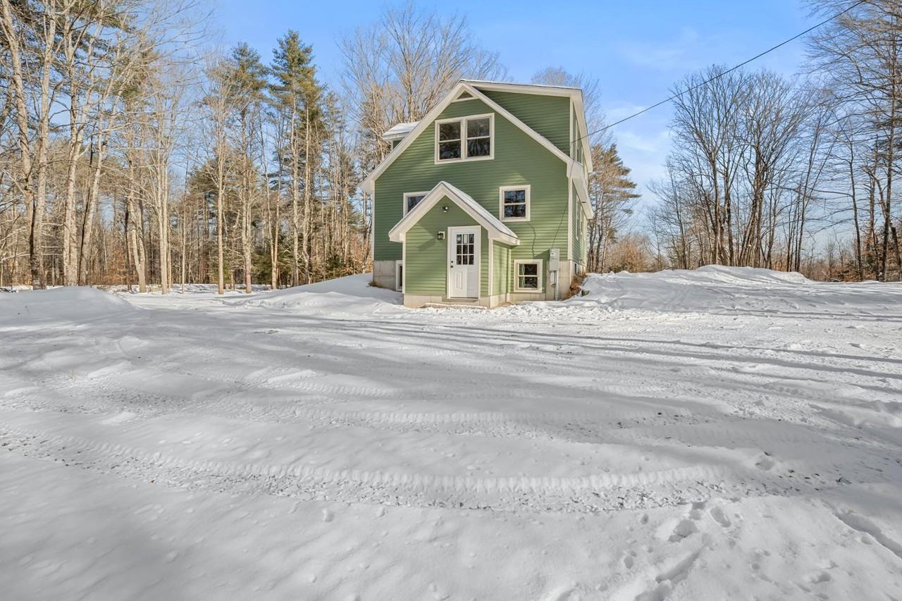 202 Colcord Pond Rd - Photo 5 of 35