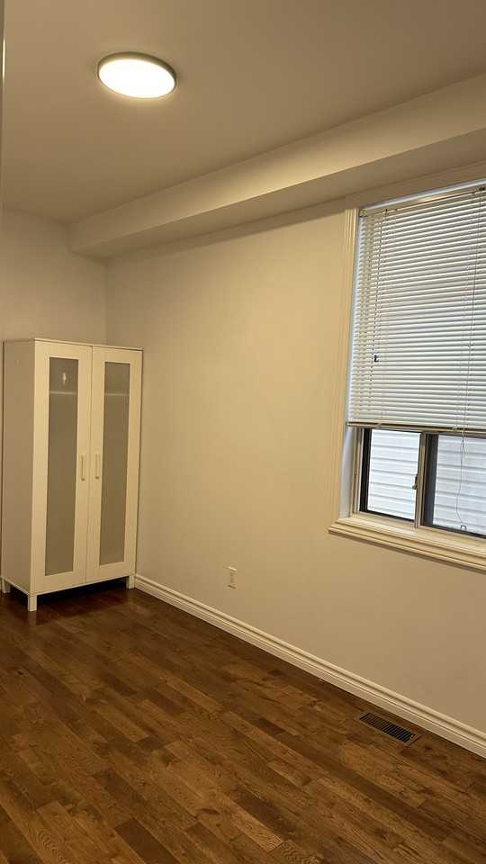 Beverley St & D'Arcy St - Photo 5 of 7