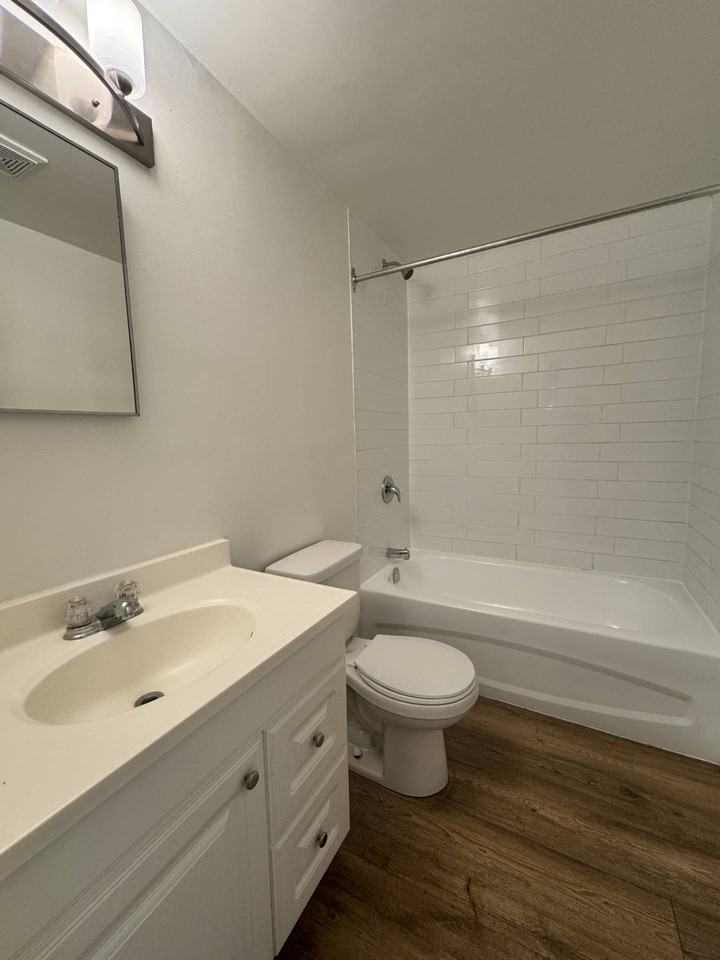 1100 Wellington St - Photo 7 of 10