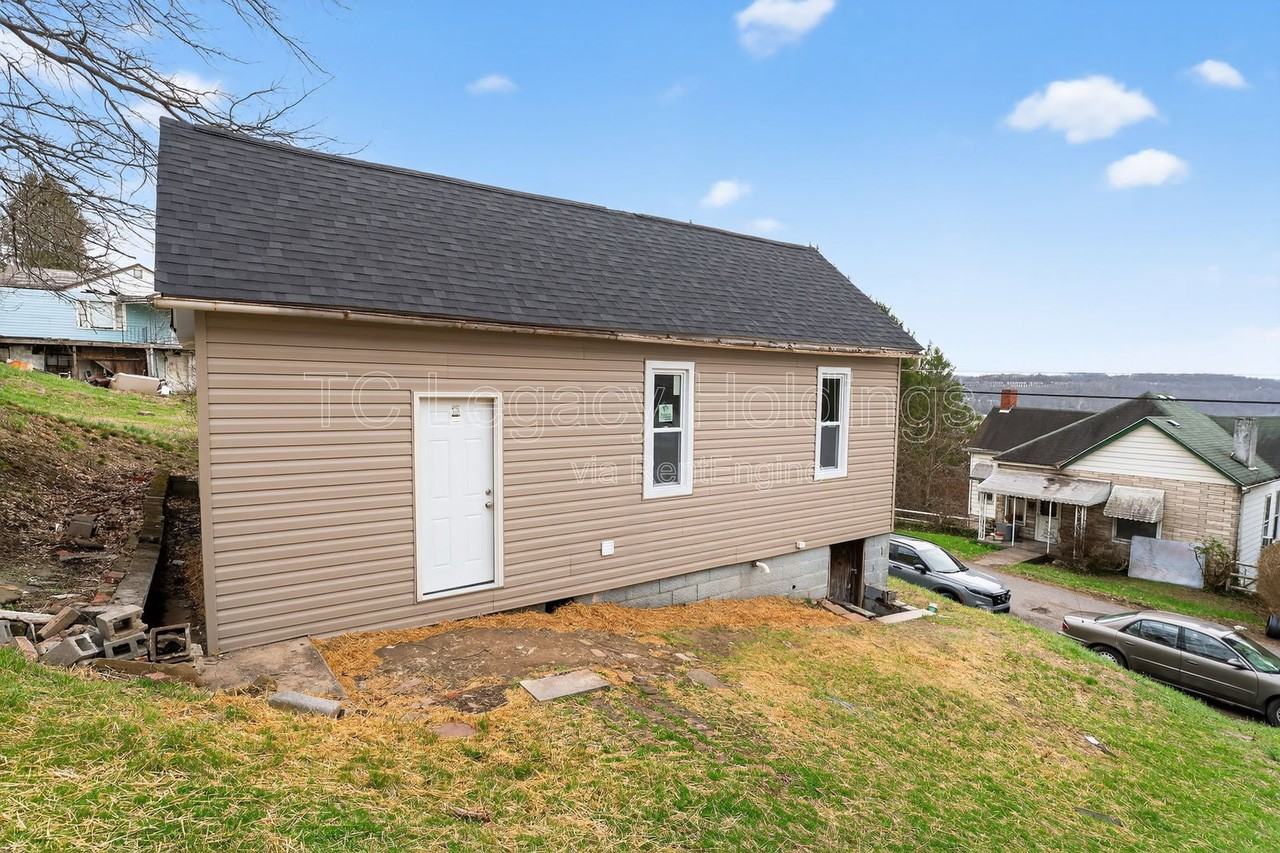 281 View Ave - Photo 5 of 31