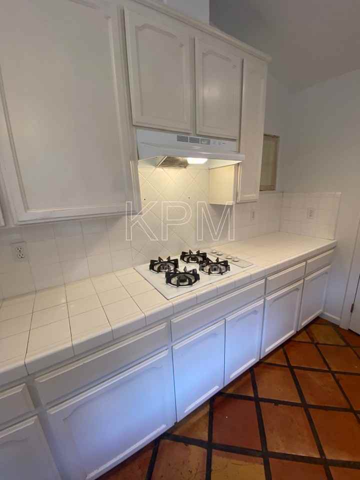 1851 Porter Way - Photo 7 of 25