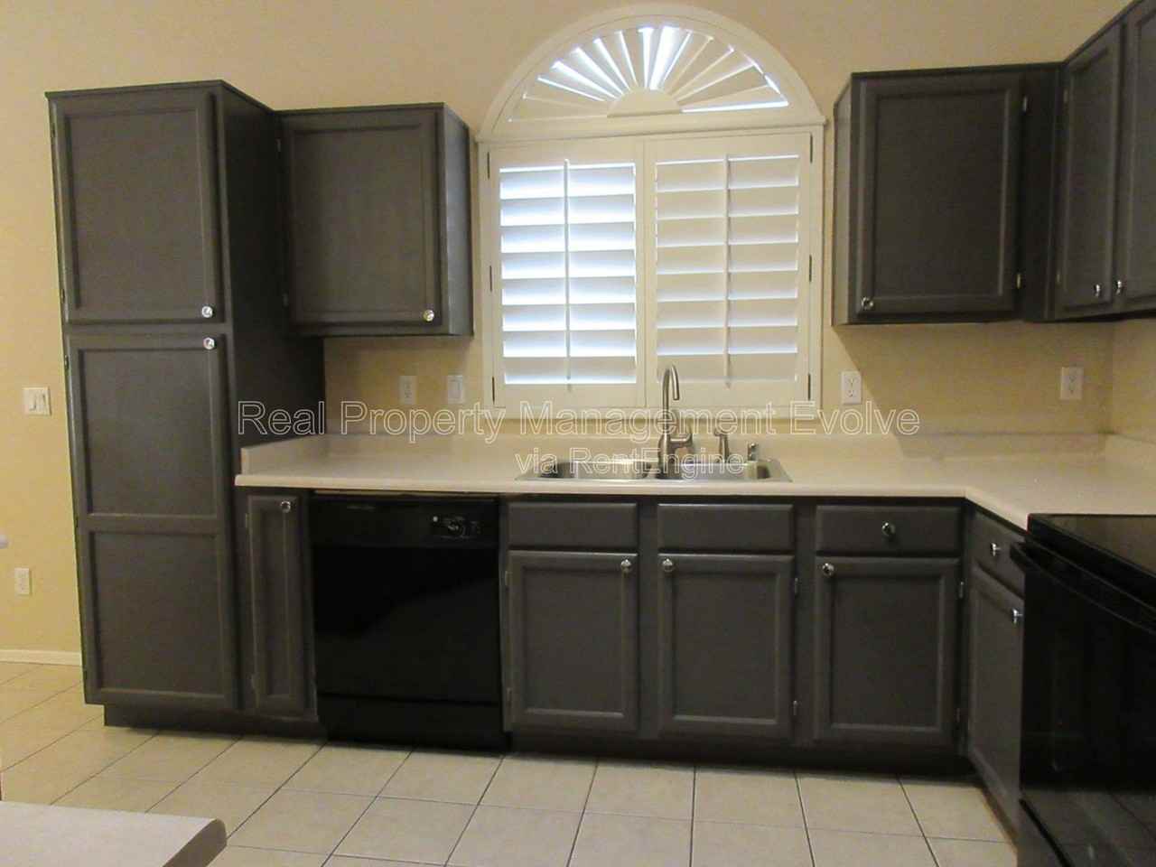 1560 W Cindy St - Photo 7 of 19