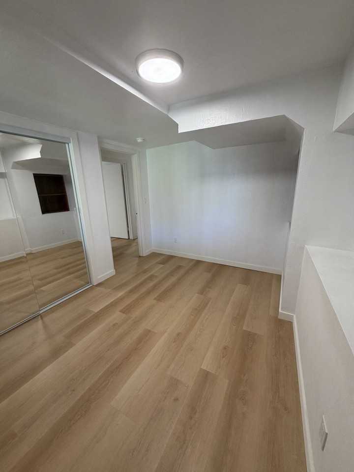 520 36th Ave - Photo 7 of 9