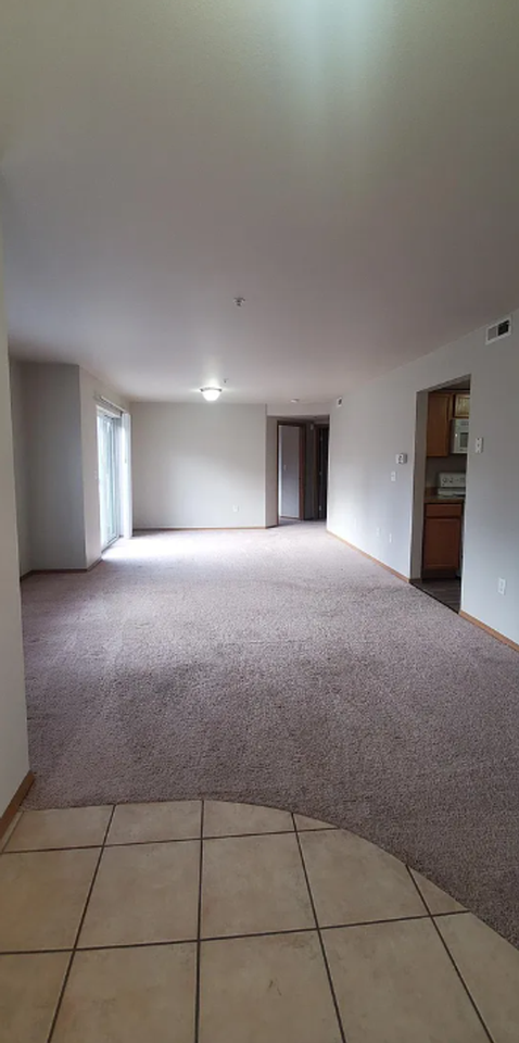 Meridian Terrace Apartments - Photo 2 of 23