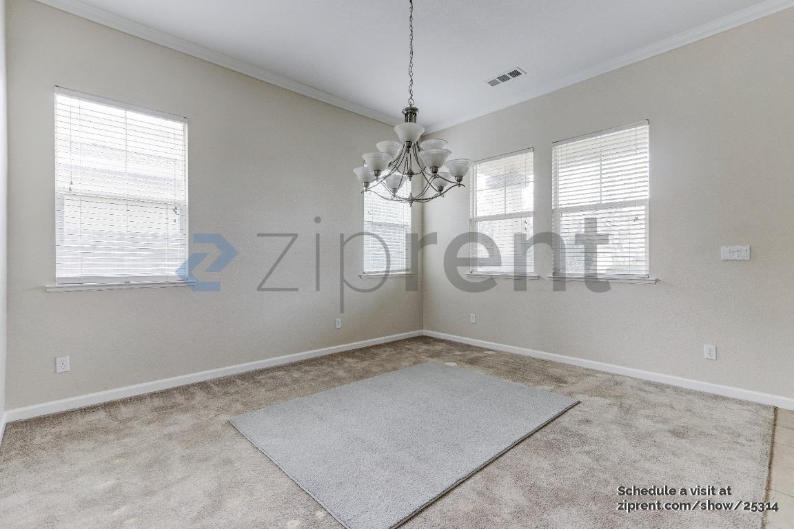 4632 Hutchinson Ln - Photo 5 of 23