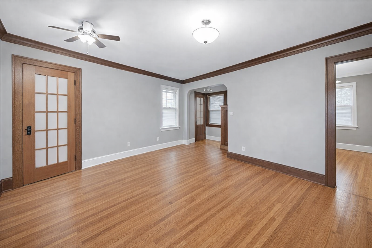 811 Snelling Ave N - Photo 3 of 16