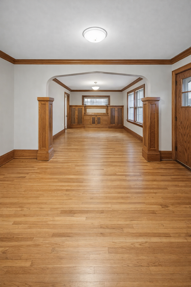 811 Snelling Ave N - Photo 5 of 16