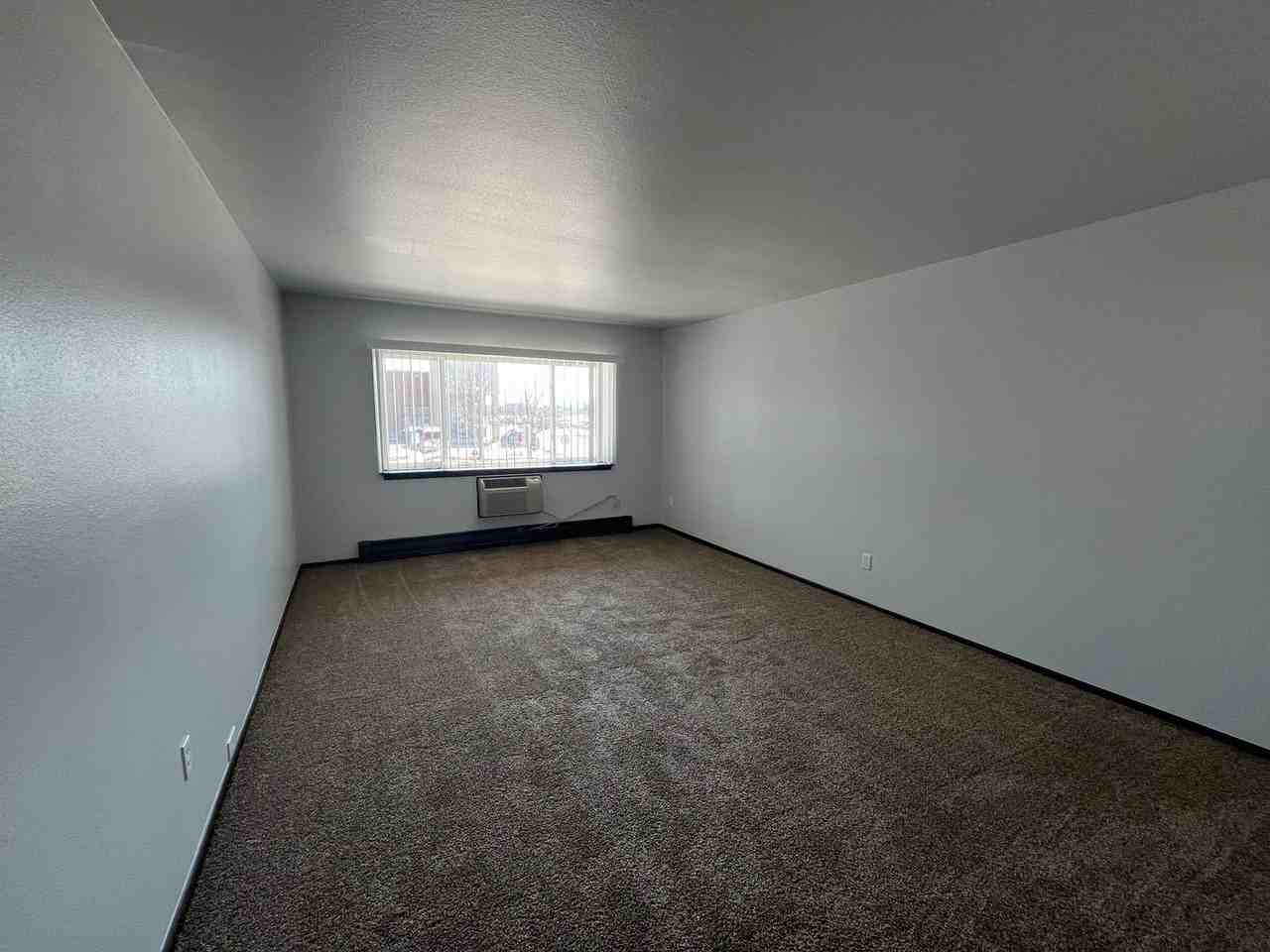 10628  W Dakota St. - Photo 2 of 26