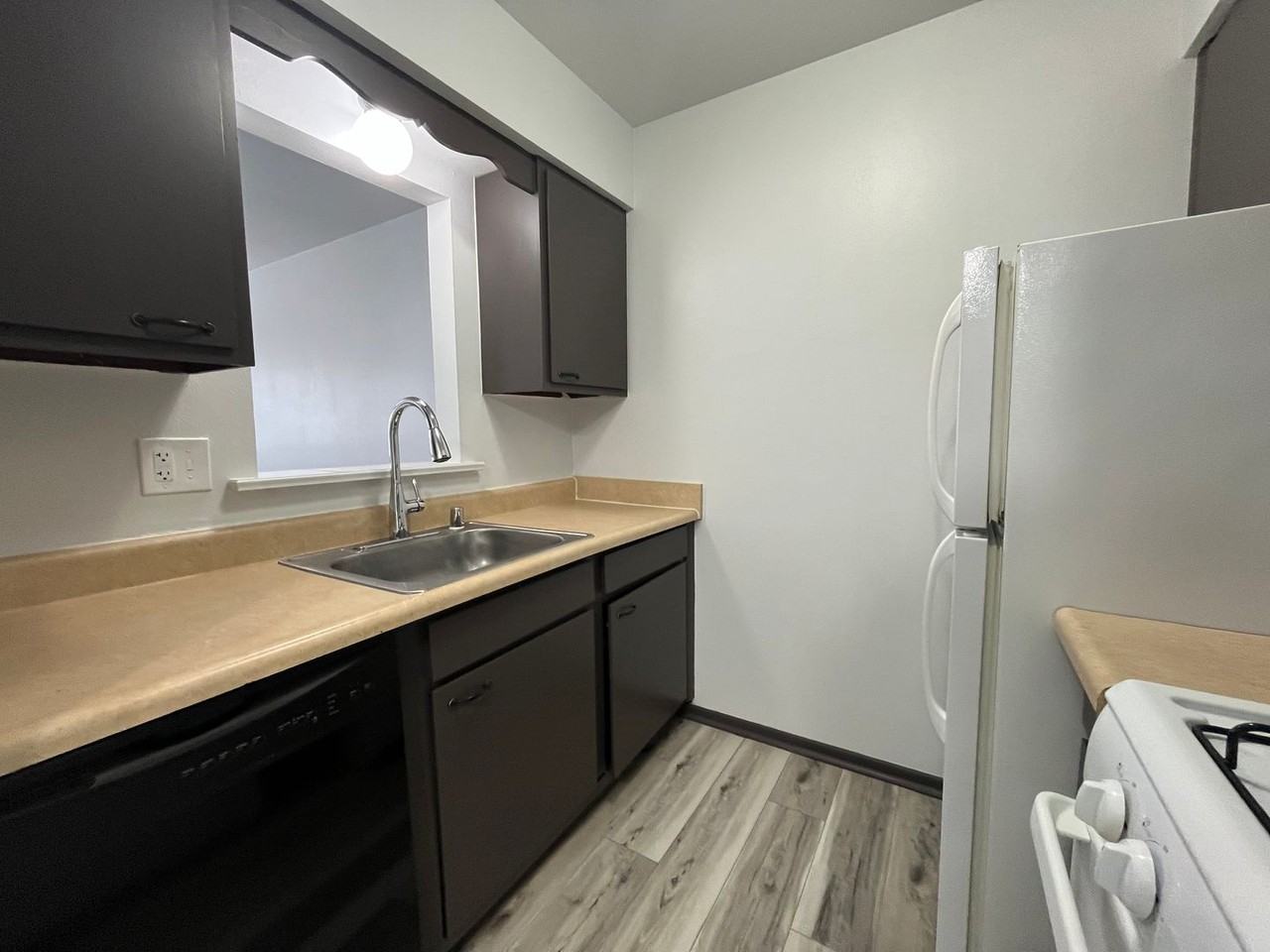 10628  W Dakota St. - Photo 7 of 26