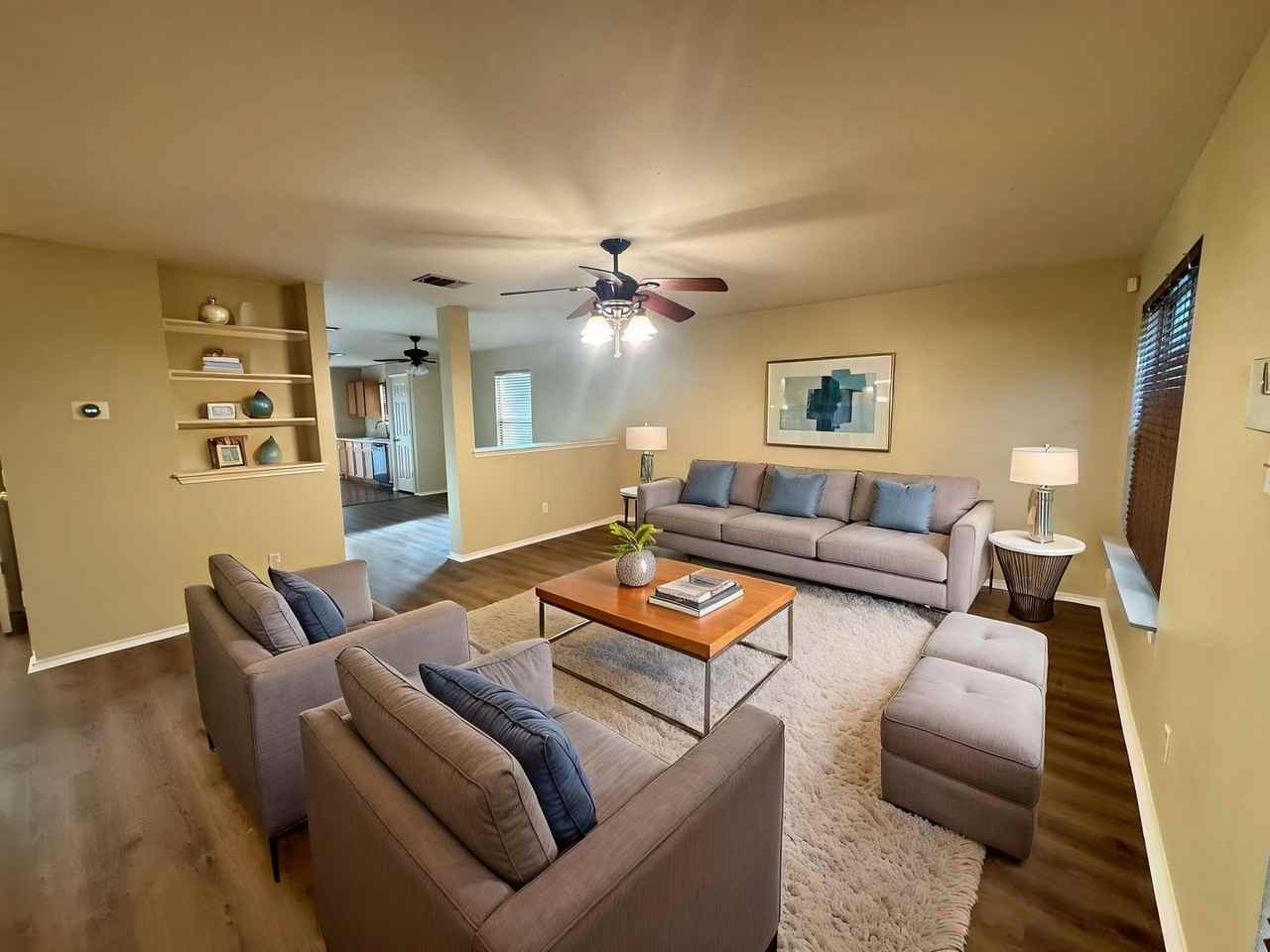 10707 N Shaenridge - Photo 3 of 35