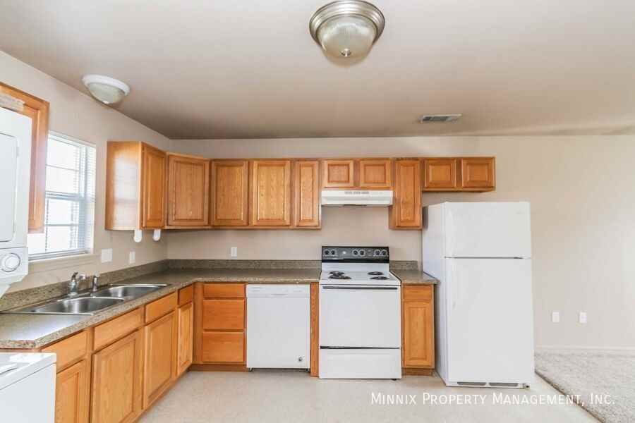 2801 Mable Dr #4 - Photo 5 of 13