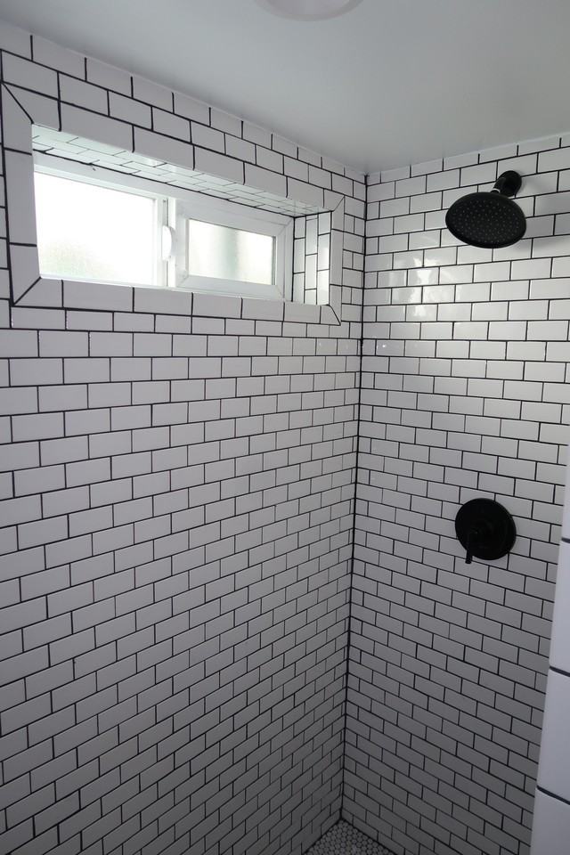 2427 J St #1 - Photo 4 of 11