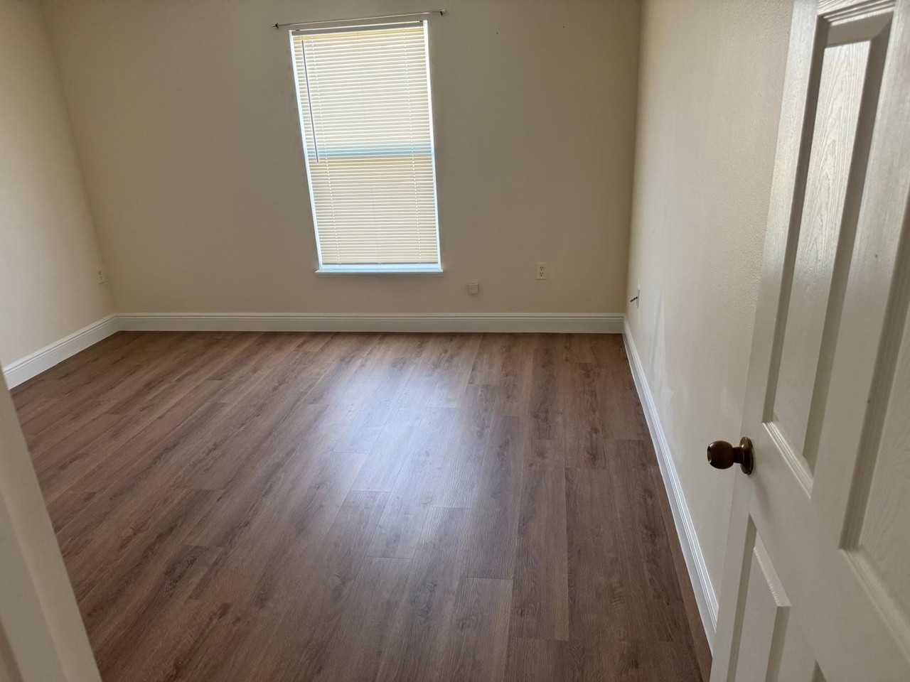 11718 Pethrick Dr #NA - Photo 6 of 25