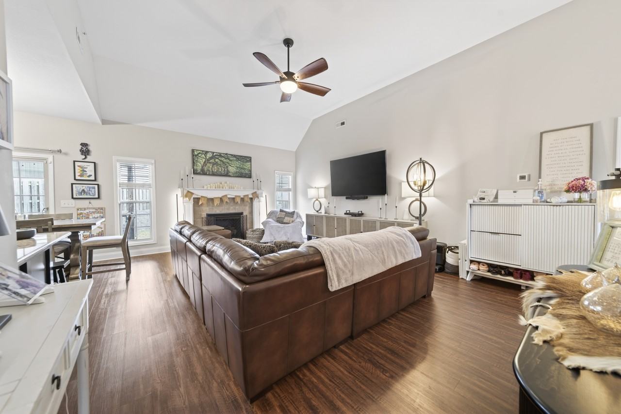 163 Gabriella Ct #NA - Photo 4 of 50