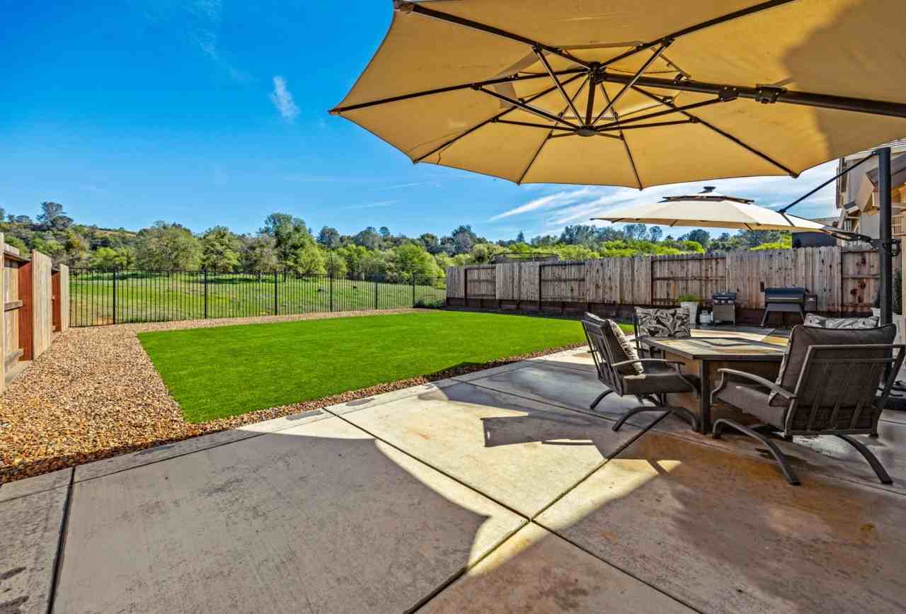 649 Morning Glory Cir #NA - Photo 2 of 17