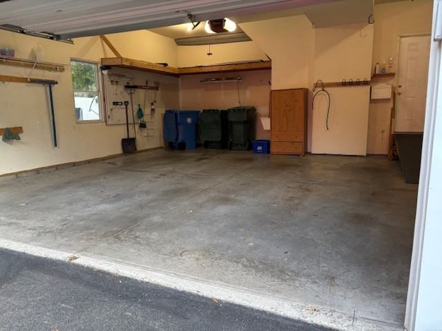 690 Hillside Ave #NA - Photo 4 of 8